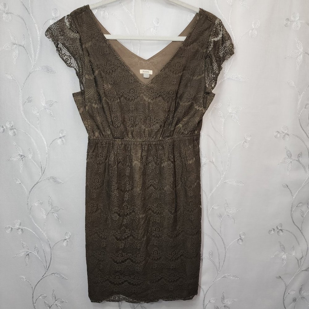 Olive Lace V-neck Dress - Picture 3 of 6